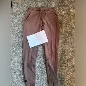 Alphalete identity joggers